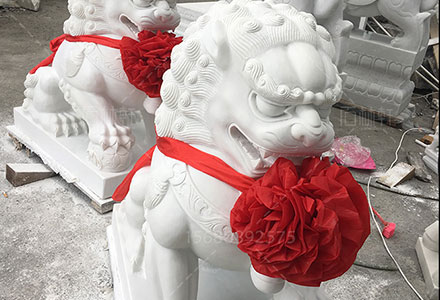 漢白玉浮雕-實例-1.6米特別大尺寸漢白玉石獅子